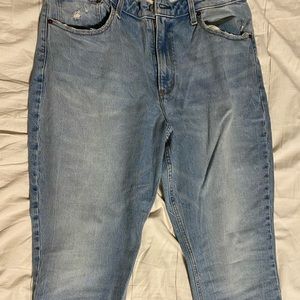 Size 14 Abercrombie High Rise Mom Jean